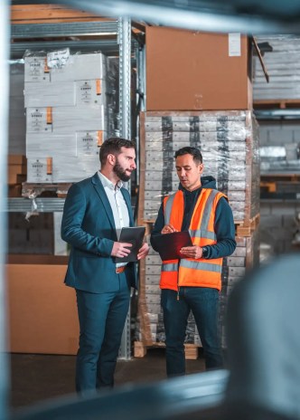 GettyImages-1473416772 conformity assessment to iso 17021-1 Inspector analyzing products at factor for conformity assessment that complies with ISO 17021-1:2015.